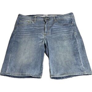 IZOD Saltwater Men's Blue Stone Wash Distressed Denim Blue Jeans Shorts Size 36